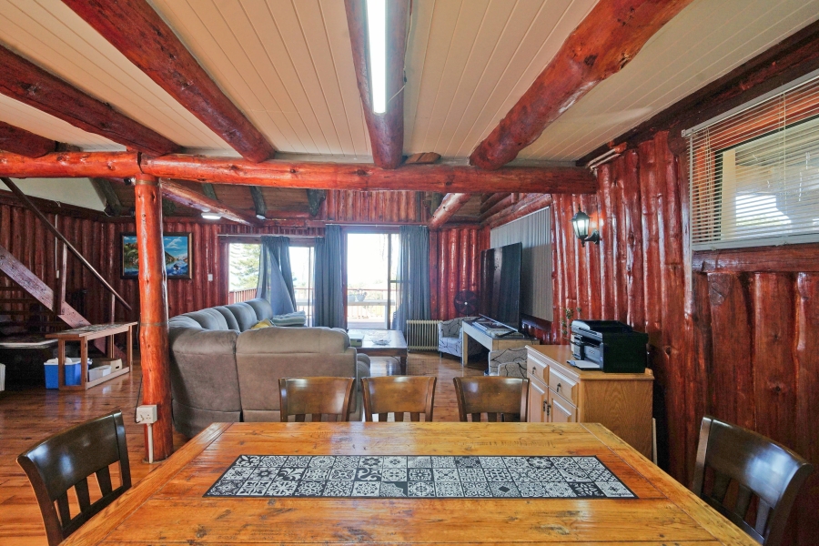 3 Bedroom Property for Sale in Winterstrand Eastern Cape